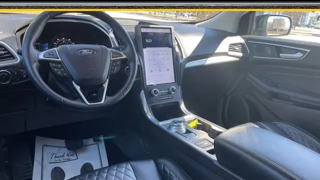 2023 Ford Edge Titanium