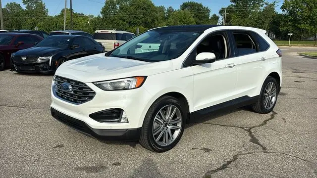 2023 Ford Edge Titanium