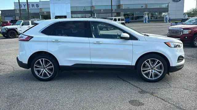 2023 Ford Edge Titanium