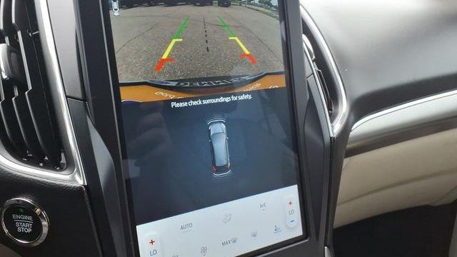 2023 Ford Edge Titanium