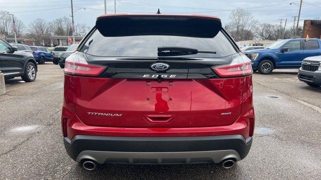 2023 Ford Edge Titanium