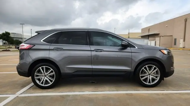 2023 Ford Edge Titanium