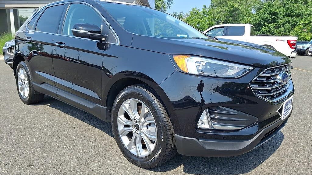 Preowned 2024 Ford Edge Titanium for Sale
