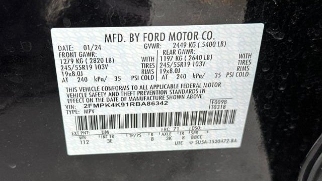 2024 Ford Edge Titanium
