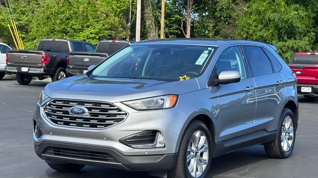 2024 Ford Edge Titanium