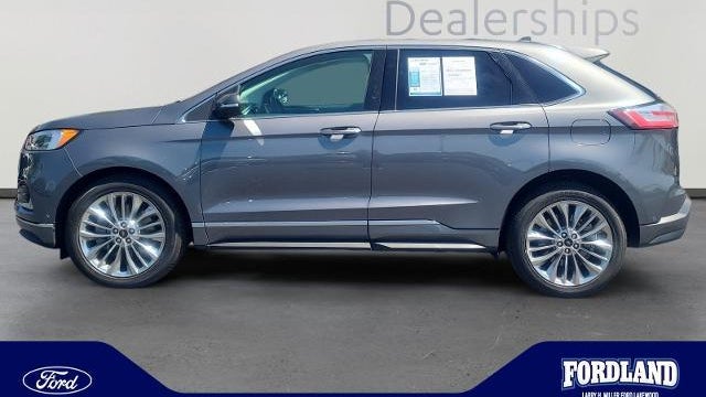 2021 Ford Edge Titanium