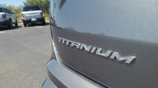 2021 Ford Edge Titanium