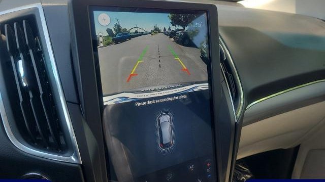 2021 Ford Edge Titanium