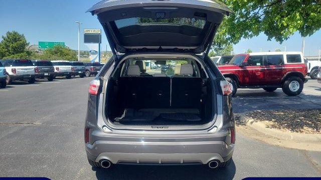 2021 Ford Edge Titanium