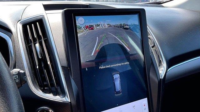 2021 Ford Edge Titanium
