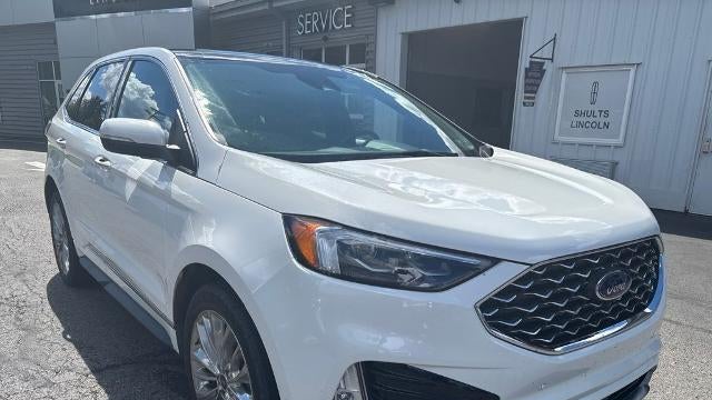 2021 Ford Edge Titanium