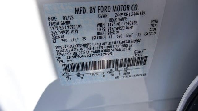 2023 Ford Edge Titanium