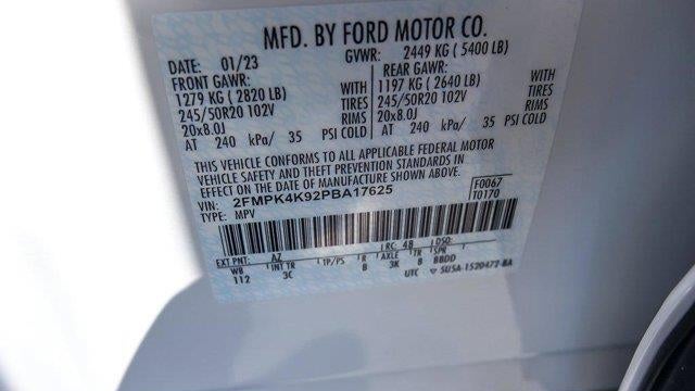 2023 Ford Edge Titanium