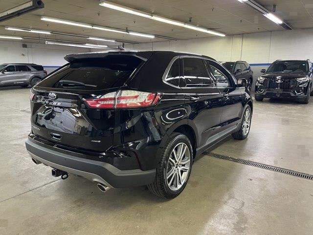 2023 Ford Edge