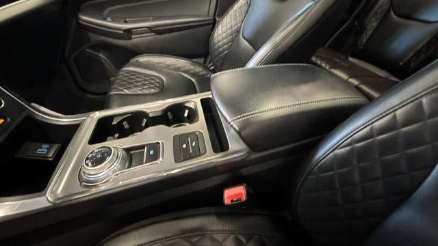 2023 Ford Edge Titanium