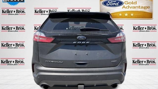 2021 Ford Edge Titanium