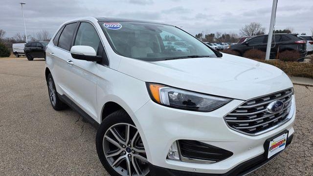 2022 Ford Edge Titanium