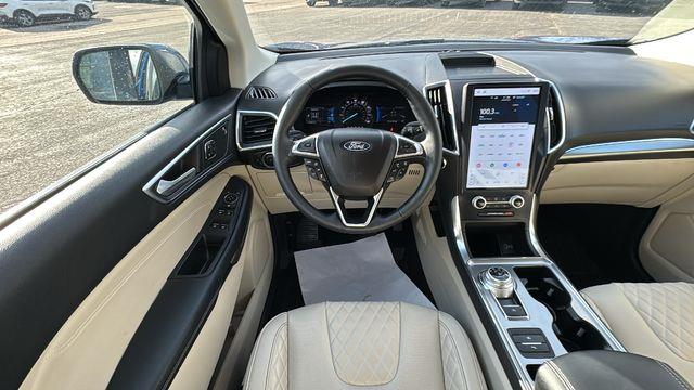 2023 Ford Edge Titanium