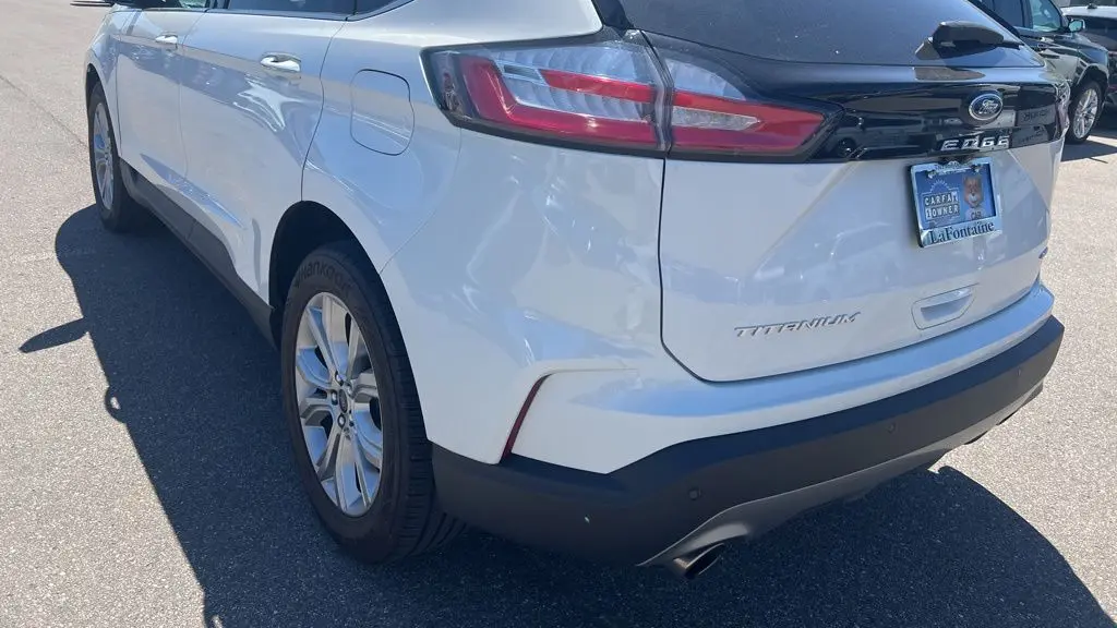 2023 Ford Edge Titanium