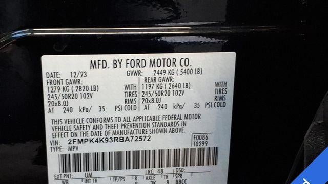 2024 Ford Edge Titanium