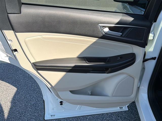 2024 Ford Edge - $33,500