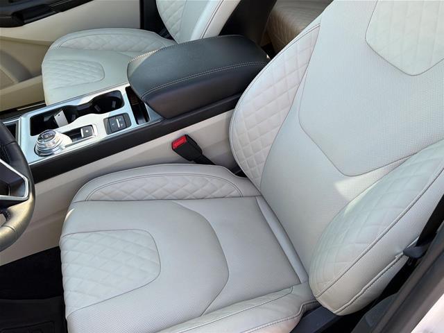 2024 Ford Edge - $33,500
