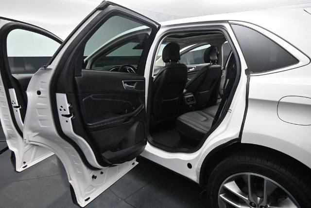 2018 Ford Edge - $18,885
