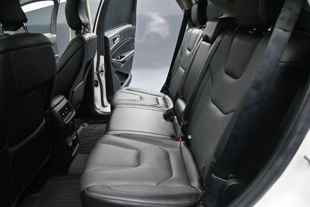 2018 Ford Edge - $18,885