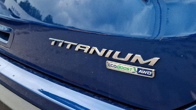 2020 Ford Edge Titanium