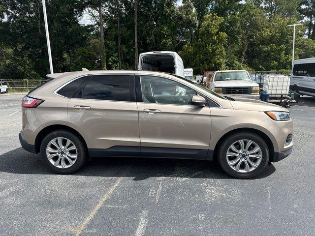 2020 Ford Edge Titanium — photo 1 of 12