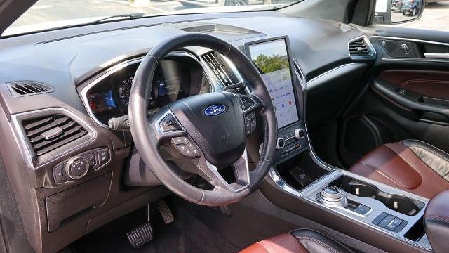 2021 Ford Edge Titanium
