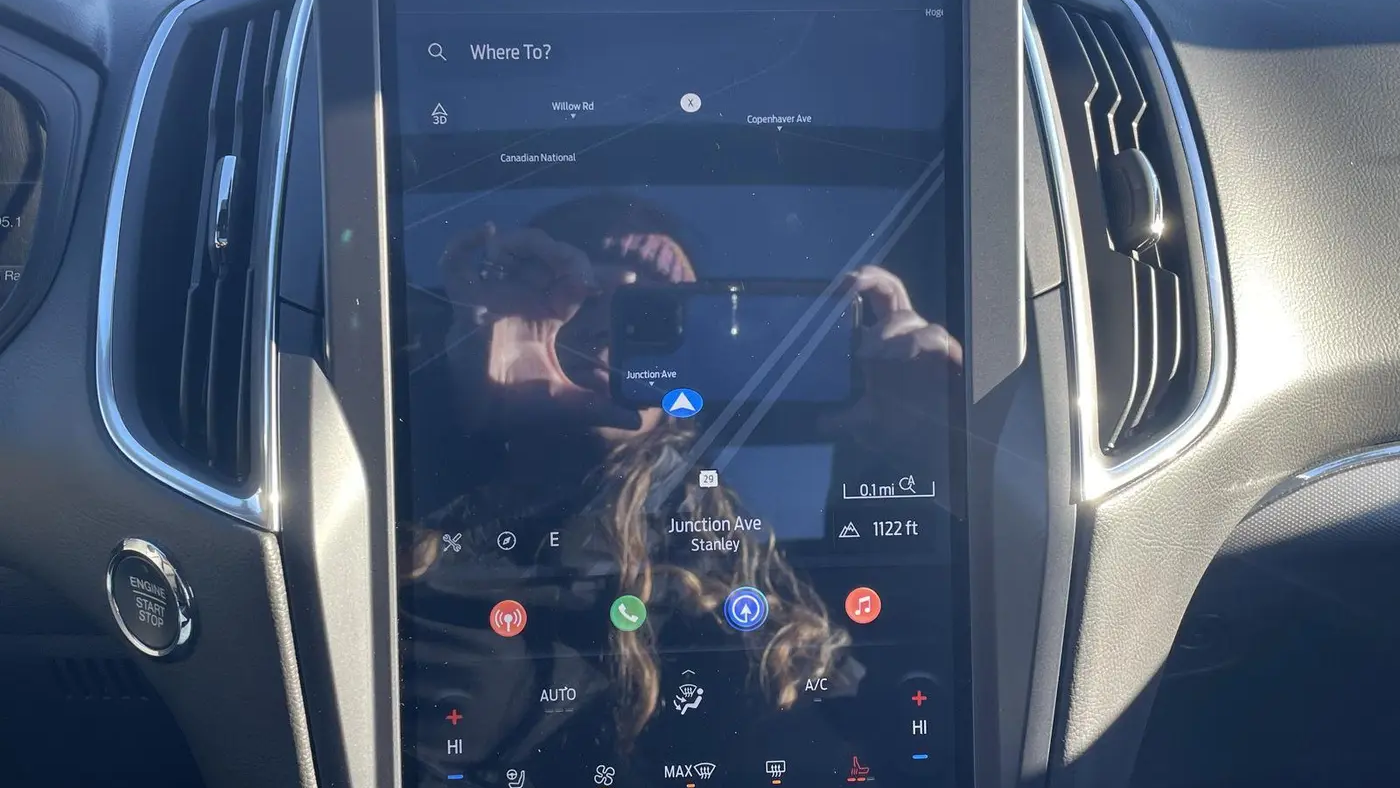 2022 Ford Edge Titanium
