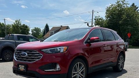 2022 Ford Edge Titanium