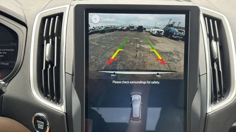 2023 Ford Edge Titanium