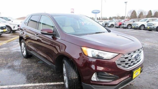2024 Ford Edge Titanium