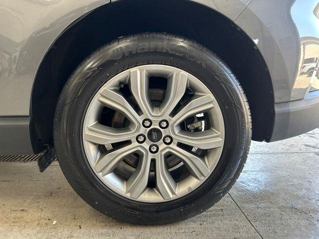 2024 Ford Edge - $32,900