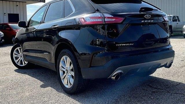 2024 Ford Edge Titanium
