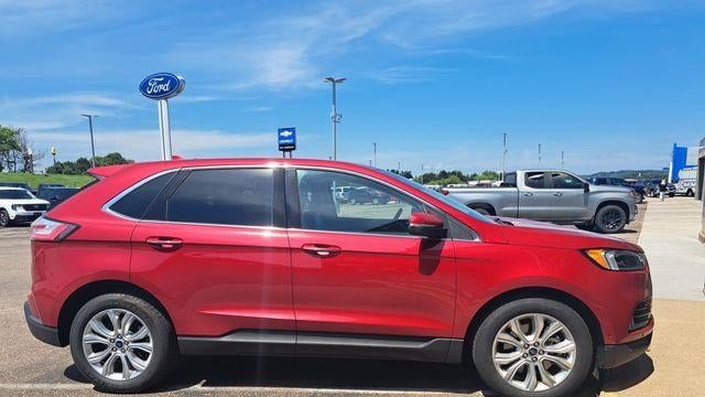 2020 Ford Edge Titanium