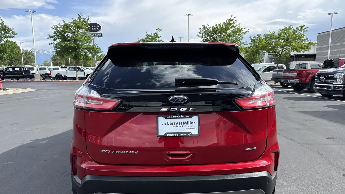 2021 Ford Edge Titanium