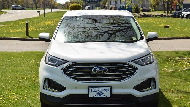 2021 Ford Edge Titanium