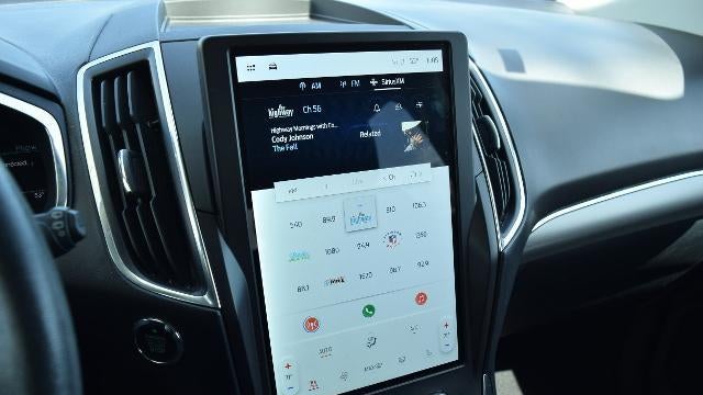 2021 Ford Edge Titanium