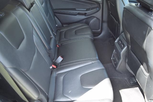 2021 Ford Edge - $17,990