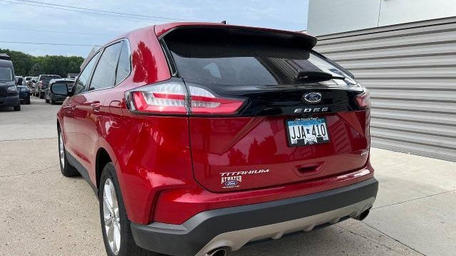 2022 Ford Edge Titanium
