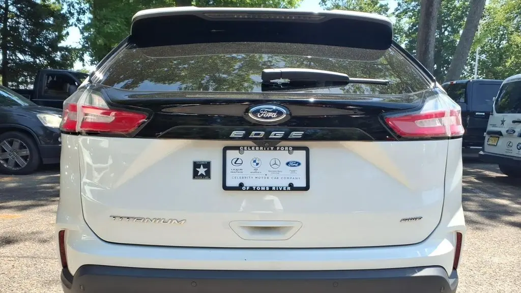 2023 Ford Edge Titanium