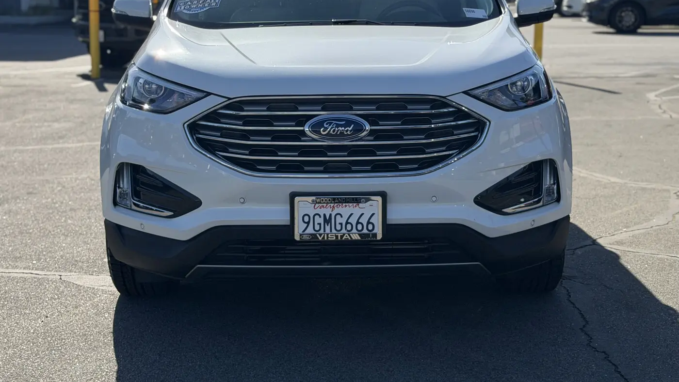 2023 Ford Edge Titanium