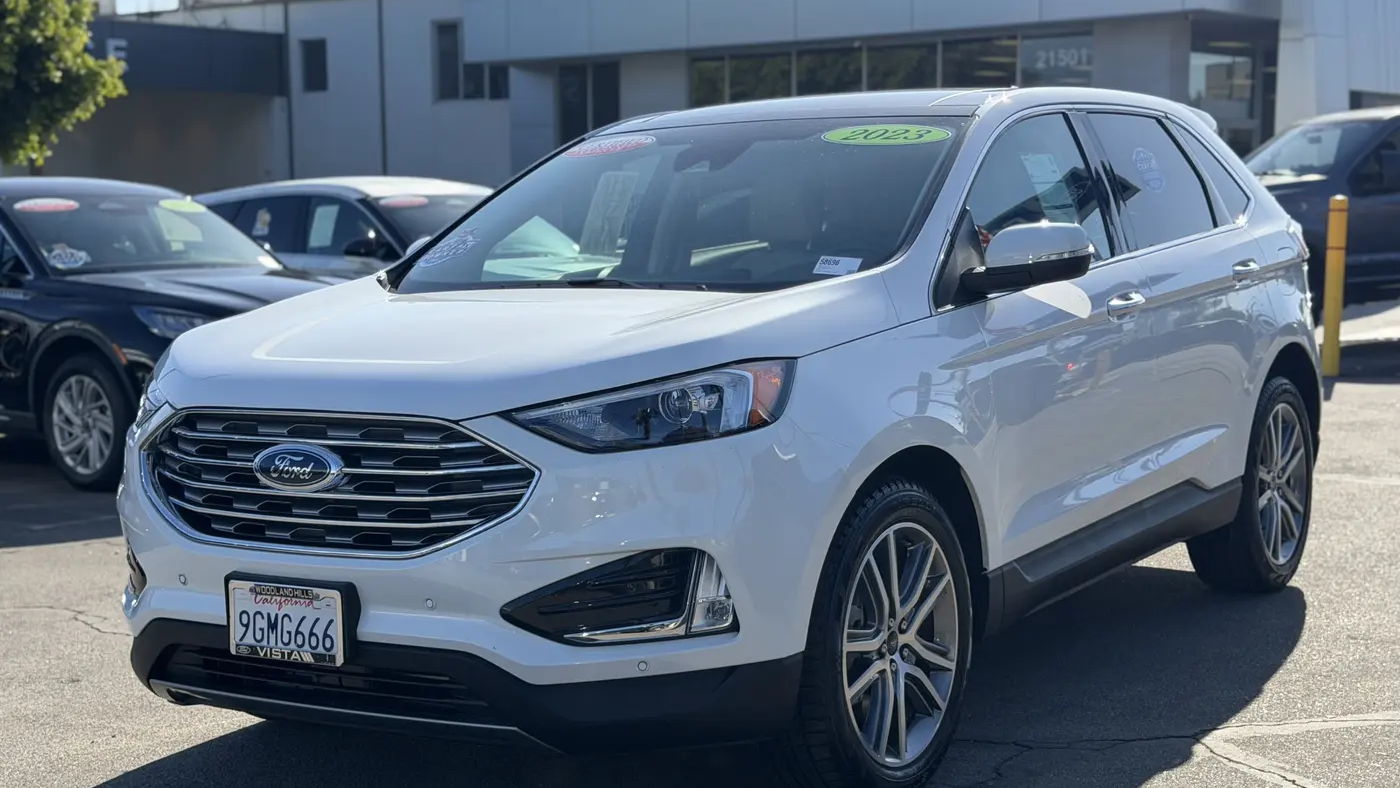 2023 Ford Edge Titanium