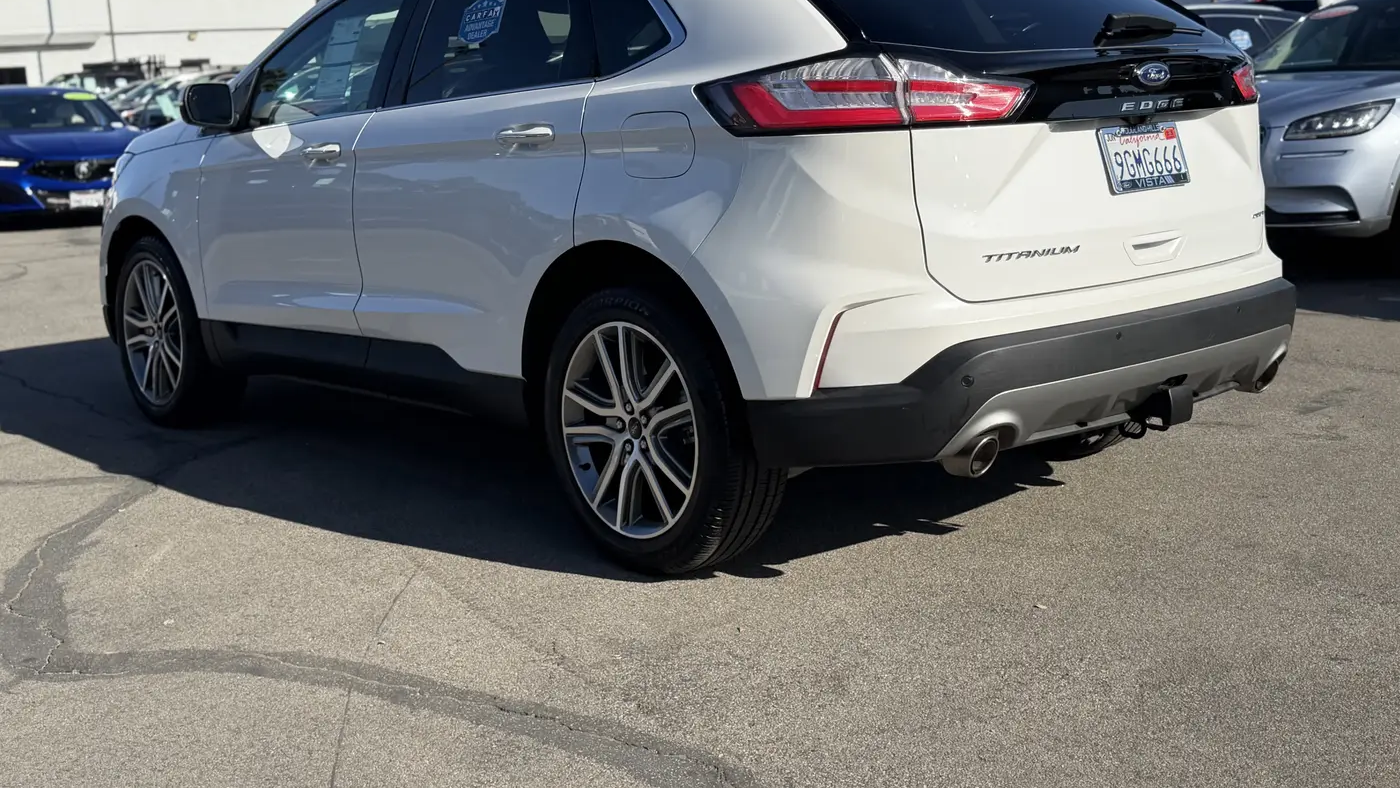 2023 Ford Edge Titanium