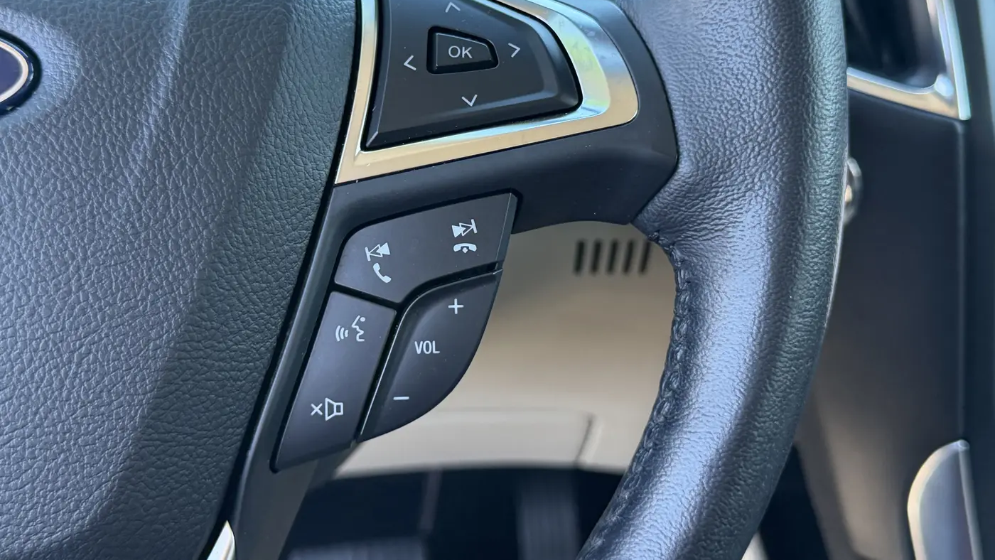 2023 Ford Edge Titanium