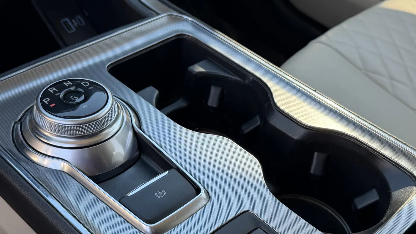 2023 Ford Edge Titanium