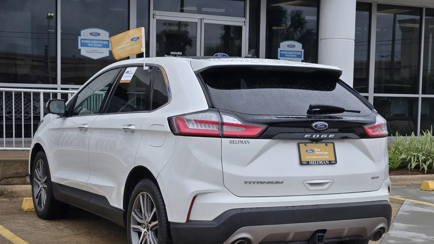 2023 Ford Edge Titanium